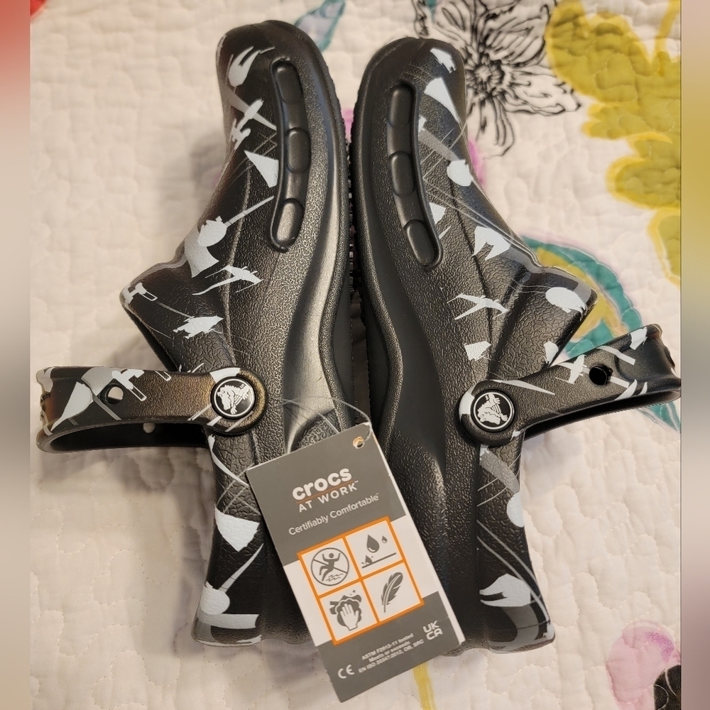 NWT Crocs Star Wars Limited Edition Crocs at Work Bistro Clogs - Picture 4 of 7